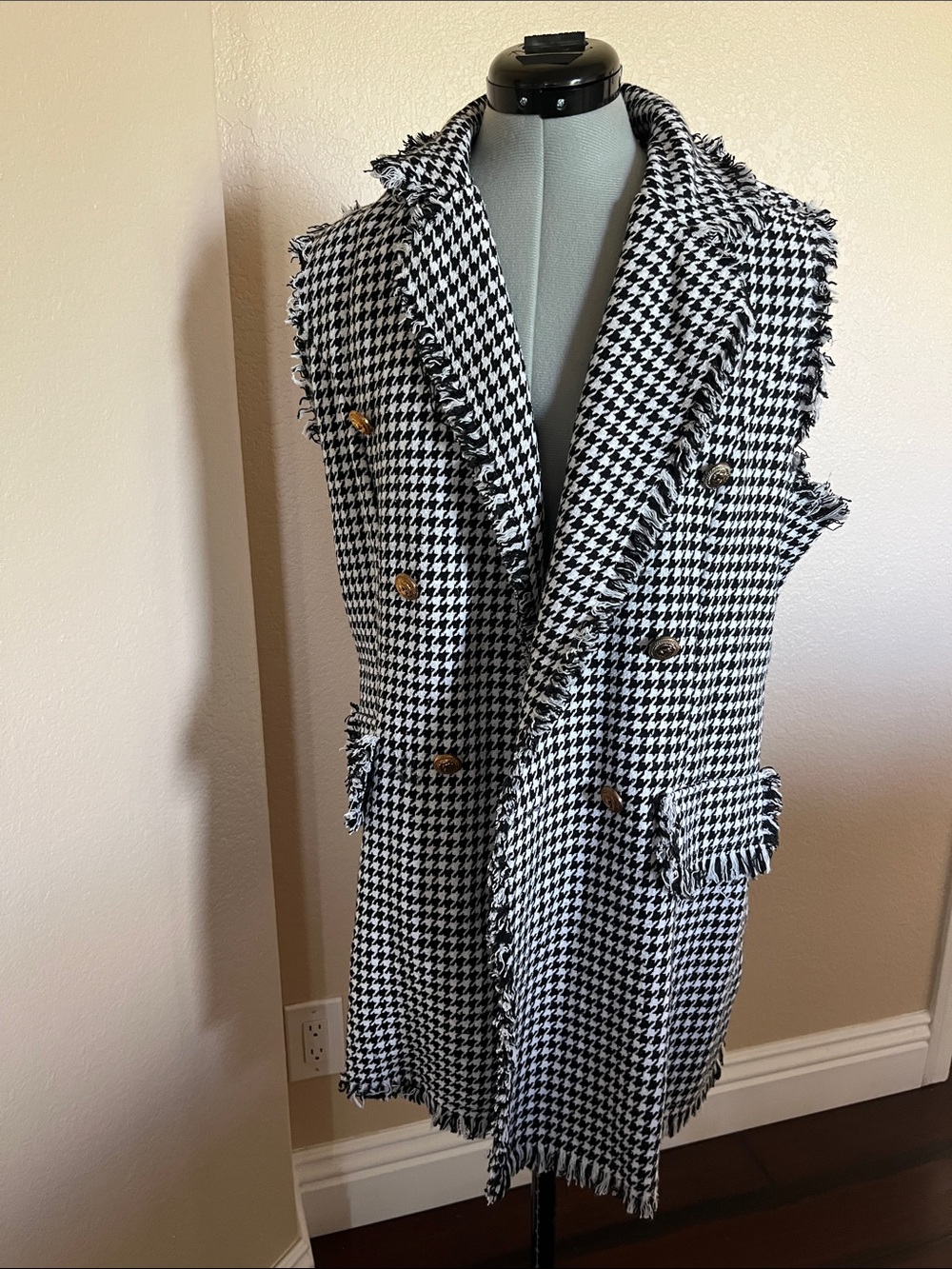 SHEIN Black & White Houndstooth Fringed Double-Breasted Vest